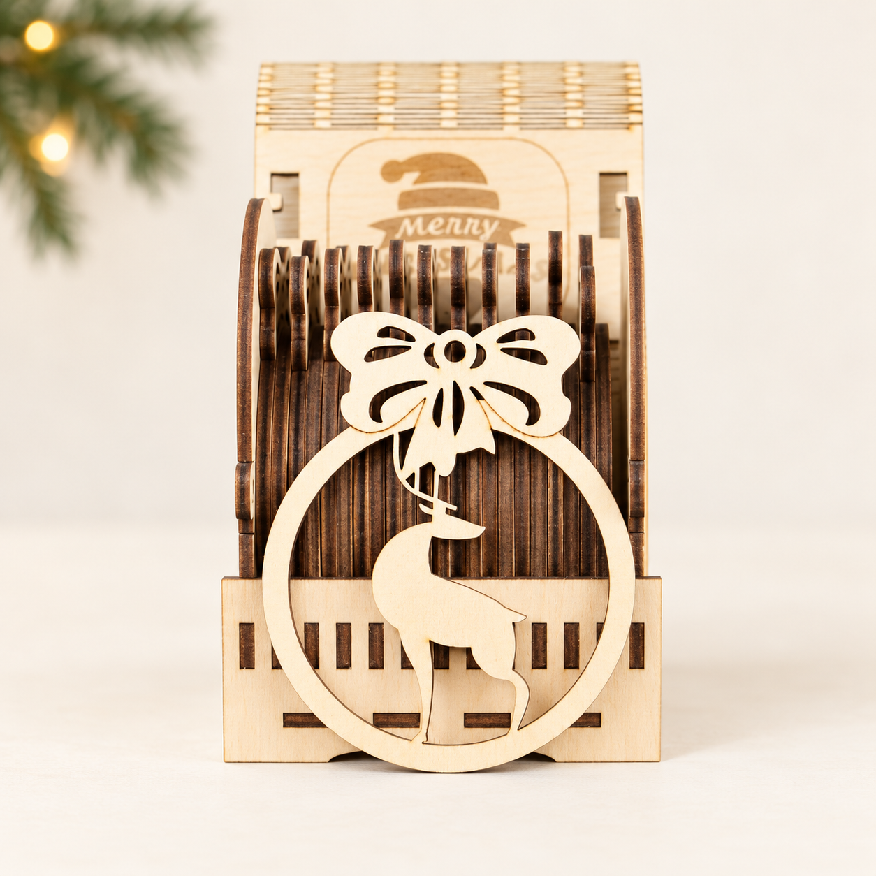 12 darabos gravírozott karácsonyfadísz-szett, fa díszdobozban - 8. kép